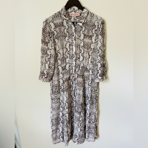 Philosophy Dresses & Skirts - Philosophy Republic Maxi Long Sleeve Collared Shirt Dress Size 10 Snake Print